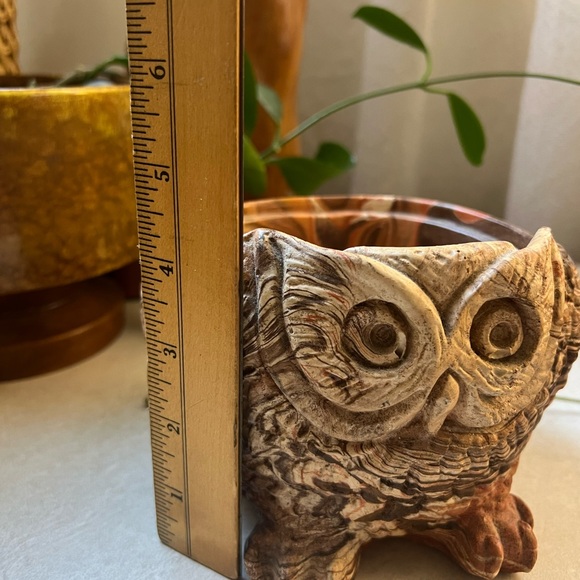 Stone Owl Planter - Picture 2 of 9
